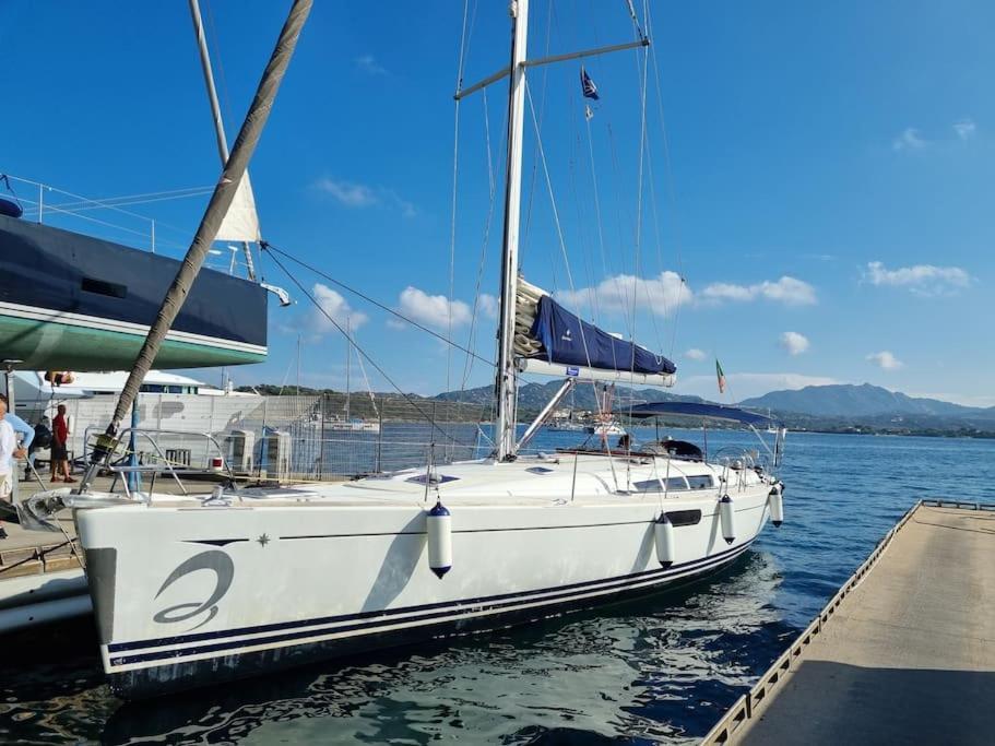 Velero Monia Hotel บาเลนเซีย ภายนอก รูปภาพ